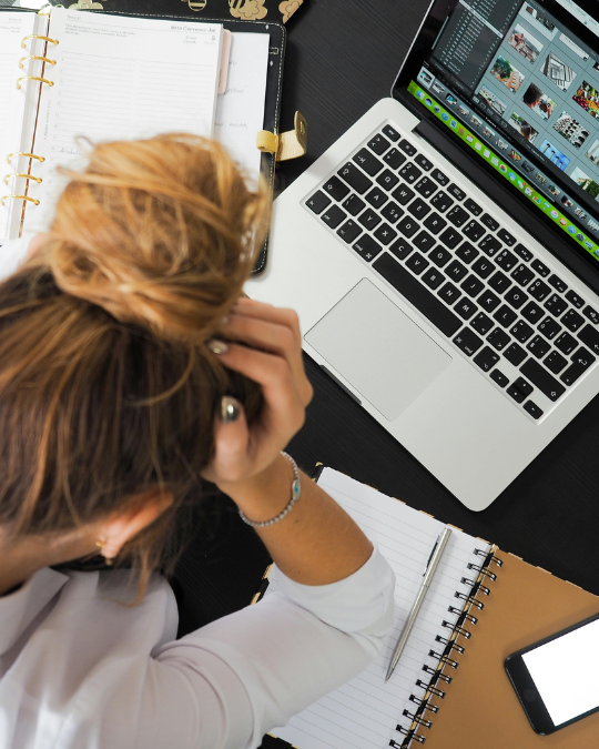 When Your Story Feels Too Big to Finish: 4 Ways To Work Through Overwhelm